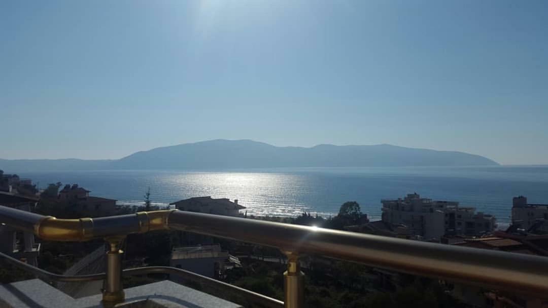 Hotel Albsin Vlore Exterior photo