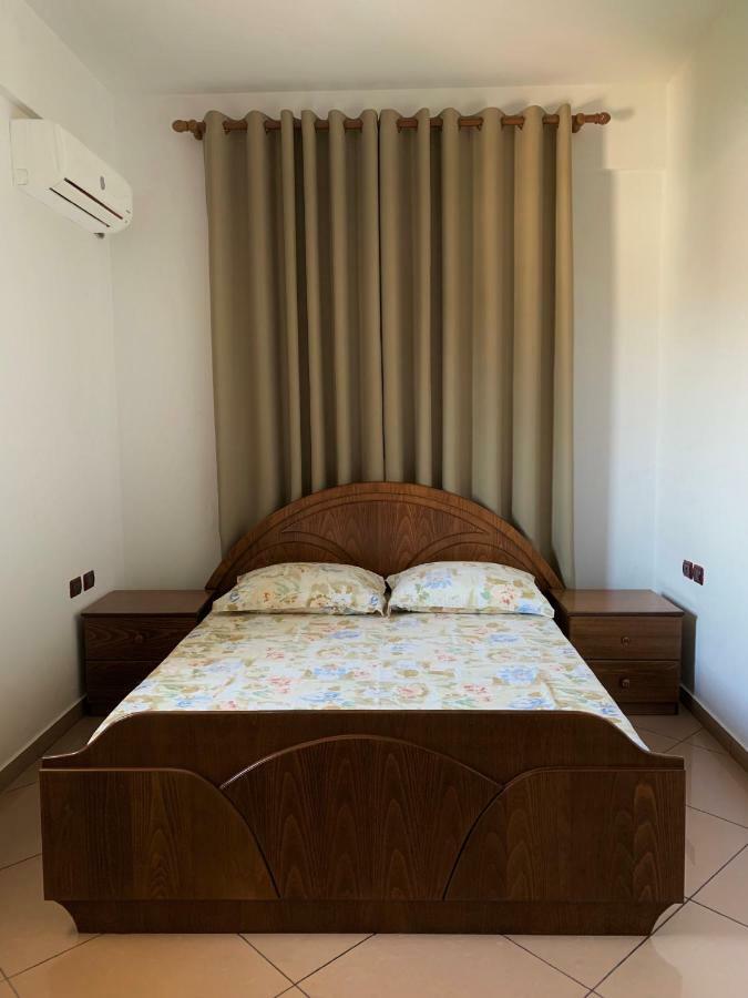 Hotel Albsin Vlore Exterior photo