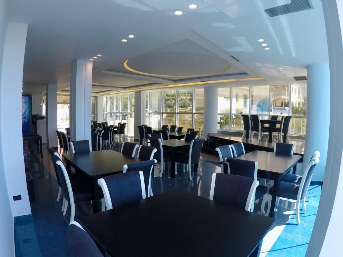 Hotel Albsin Vlore Exterior photo